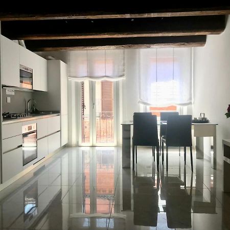 Moderno Affaccio Su Via Mazzini Apartment Ферара Екстериор снимка