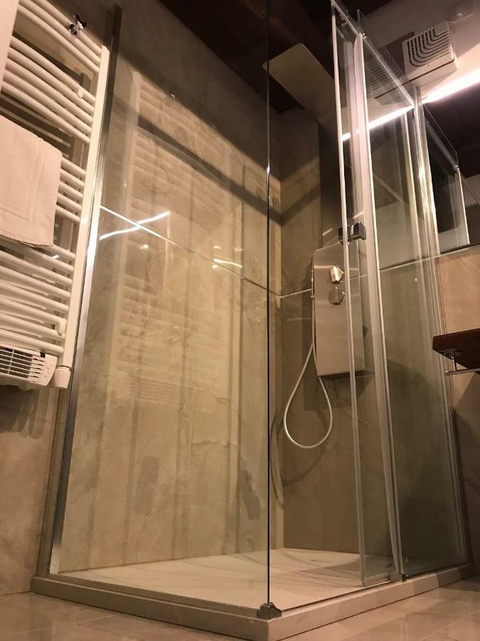 Moderno Affaccio Su Via Mazzini Apartment Ферара Екстериор снимка