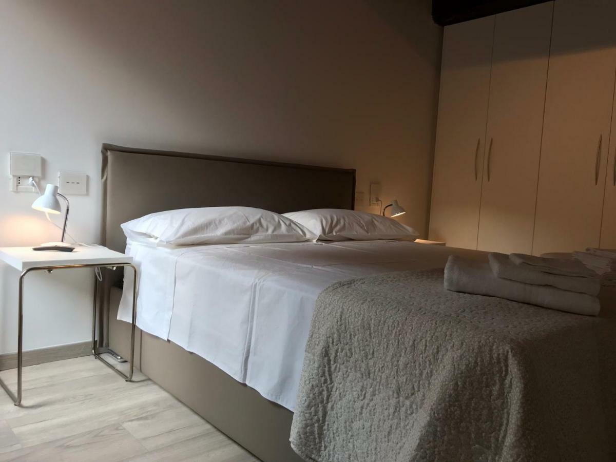 Moderno Affaccio Su Via Mazzini Apartment Ферара Екстериор снимка
